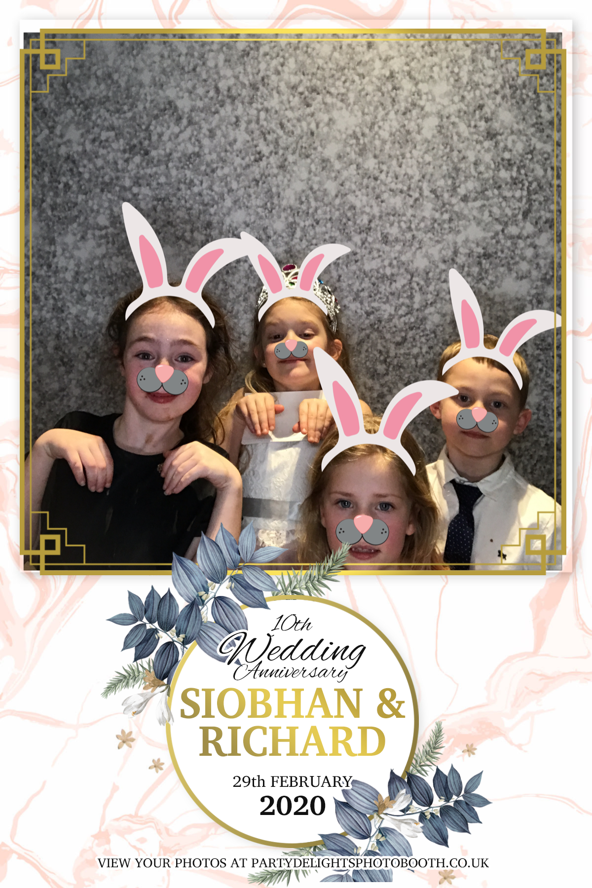 Siobhan and Richards Vow renewal  | View more photos from the event at gallery.partydelightsphotobooth.co.uk/u/PartyDelightsPhotoBooth/Siobhan-and-Richards-Vow-renewal